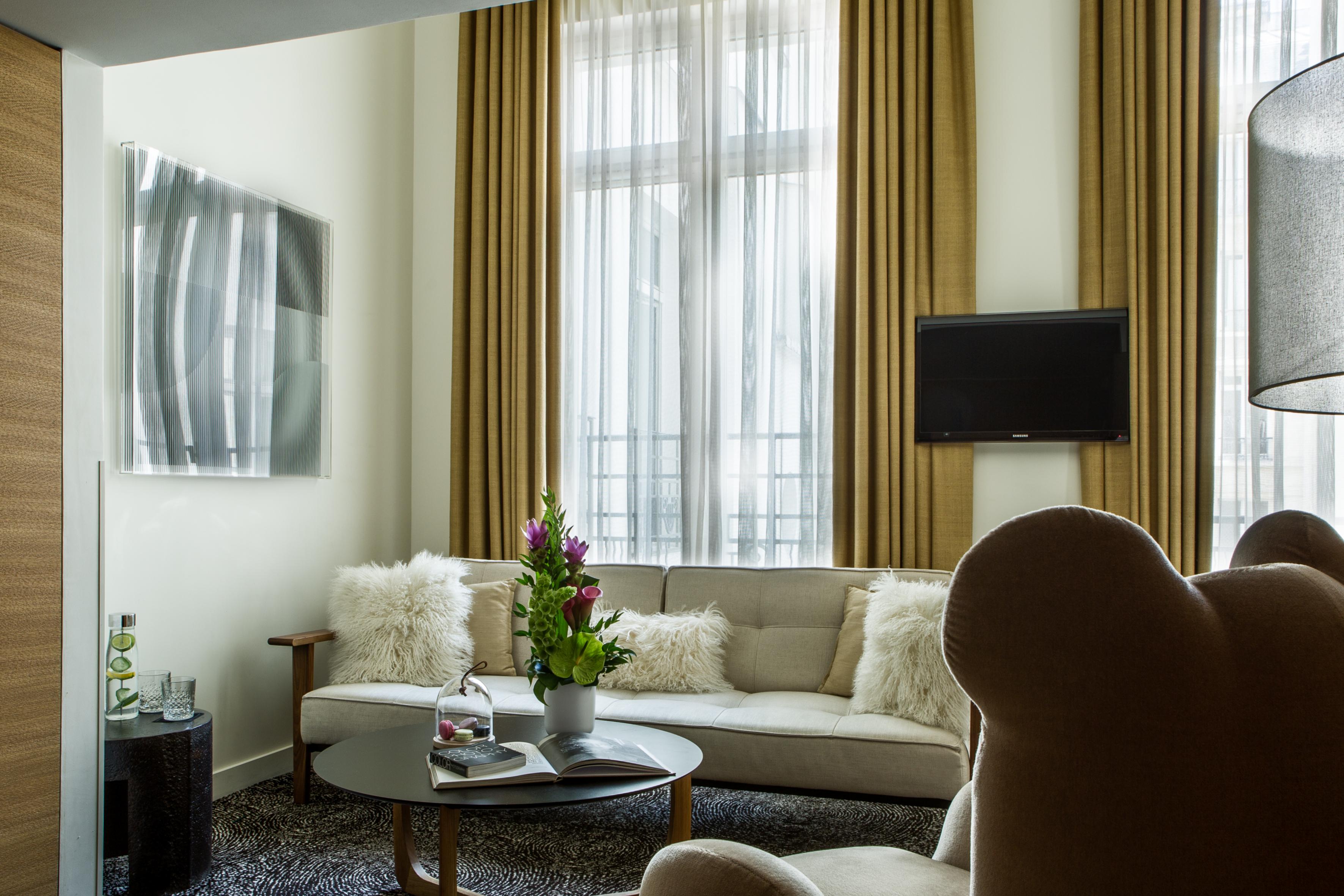 Hotel Marignan Champs-Elysees Paris Eksteriør bilde