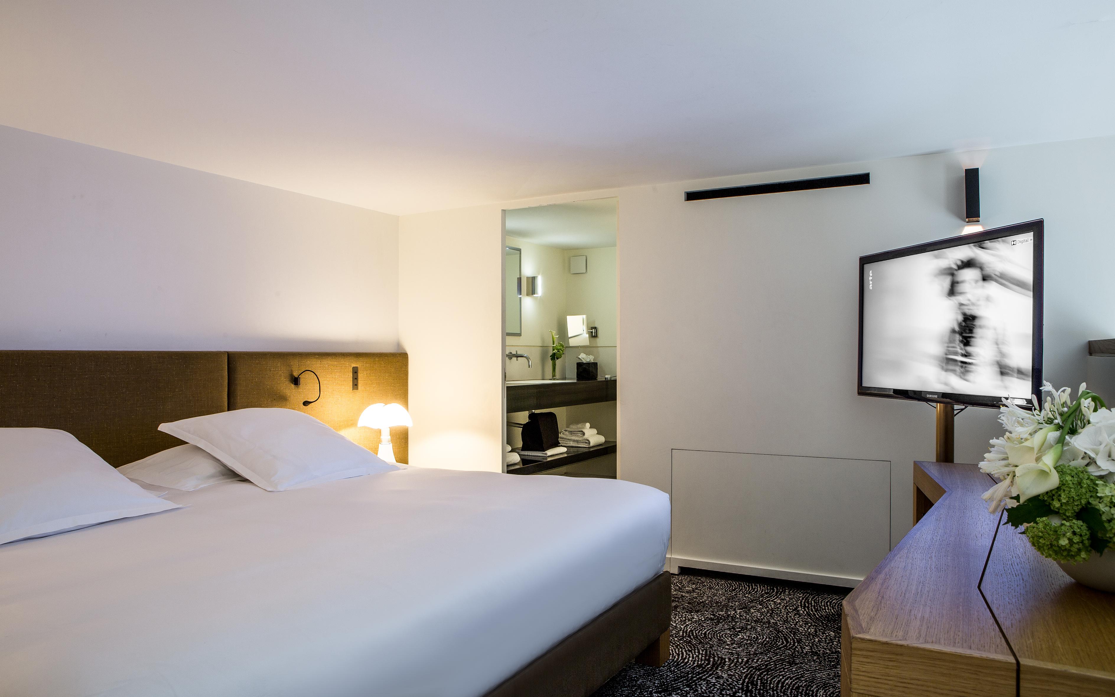 Hotel Marignan Champs-Elysees Paris Eksteriør bilde
