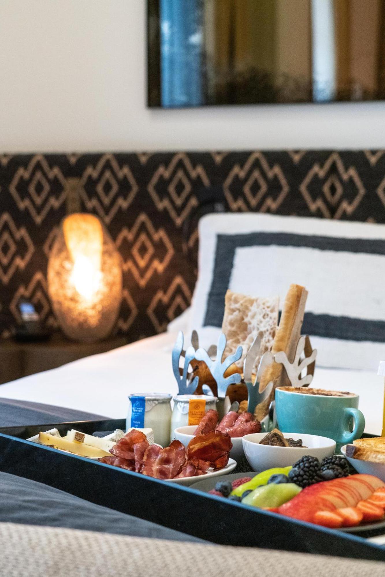 Hotel Marignan Champs-Elysees Paris Eksteriør bilde